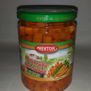 Marchewka Konserwowa Hektor 500 ml Marchewka Konserwowa, produkt sterylizowany. Składniki: marchew kostka, woda, sól. Wyprodukowano w Polsce. Przechowywać w suchym i chłodnym miejscu. Najlepiej spożyć przed 07.10.2024r. Numer partii: P.071023. W nasze ofercie znajdują się również: Ogórki konserwowe chrupiące pikle, Marchewka konserwowa, Seler sałatka warzywna o smaku łagodnym, Kukurydza konserwowa, Fasola konserwowa, Musztarda delikatesowa, Musztarda stołowa, Koncentrat pomidorowy, Pieczarki marynowane, Buraczki tarte z chrzanem, Papryka konserwowa, Ogórki konserwowe wg. Kaszubskiego przepisu, Ketchup pikantny, Ogórki konserwowe, Koncentrat pomidorowy, Kukurydza konserwowa oraz kompot wiśniowy, śliwkowy oraz truskawkowy.